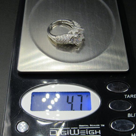 Size 5 Sterling Silver Square Cubic Zirconia Ring - Picture 7 of 7
